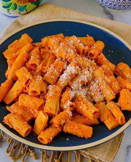 Vegan Creamy Kimchi Rigatoni Pasta