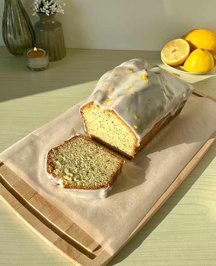 Lemon poppy seed cake 