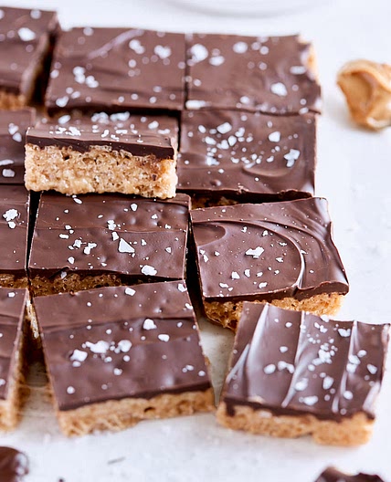 Mini-square Rice Krispies Chocolate & Peanut Butter Square Bars | Made By Oven
