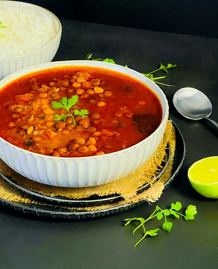 Kala Chana Curry (Black Chickpea Curry)