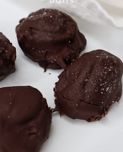 Small Batch Protein Oreo Balls