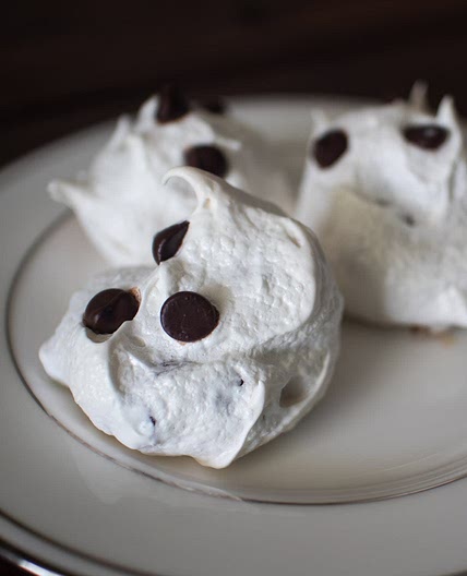 Surprise Cookies (Chocolate Chip Meringue Cookies)