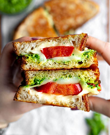 Quick & Easy Tomato Pesto Grilled Cheese Sandwiches