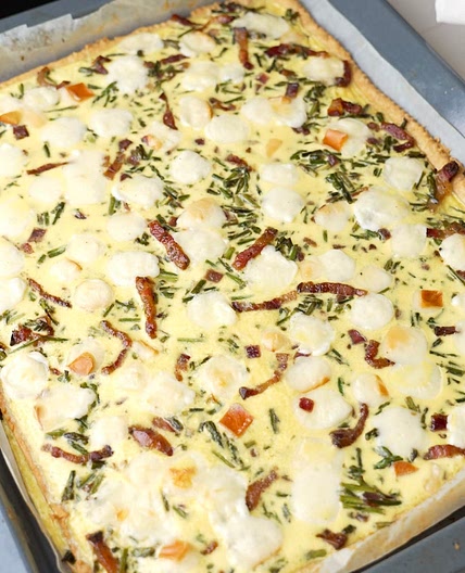 Quiche with asparagus