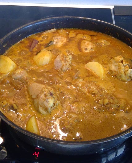 Kari Ayam - Malaysian Chicken Curry