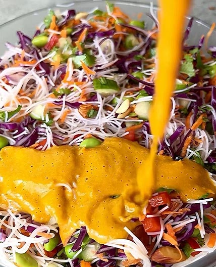SPRING ROLL INSPIRED CHOPPED VERMICELLI SALAD WITH CARROT-GINGER