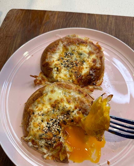 Air Fryer Bagels Stuffed with Cheesy Goodness and Egg!"