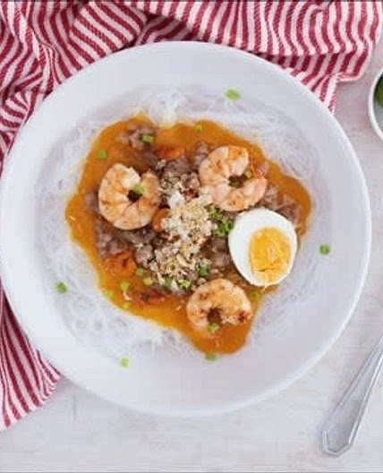 Jollibee-style Pancit Palabok