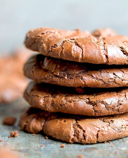 Chocolate Meringue Cookies