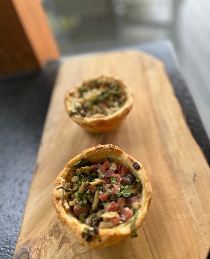 Pizza 🍕 bowls recipe with mushrooms