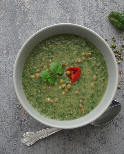 Caribbean mung bean pepper pot
