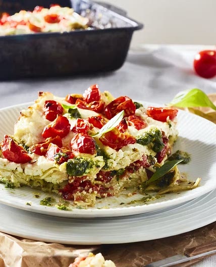 Lasagne mit Pesto- Ricotta- Kirschtomaten