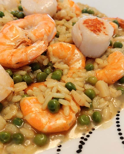 Risotto - Scallops, shrimps, peas and saffron