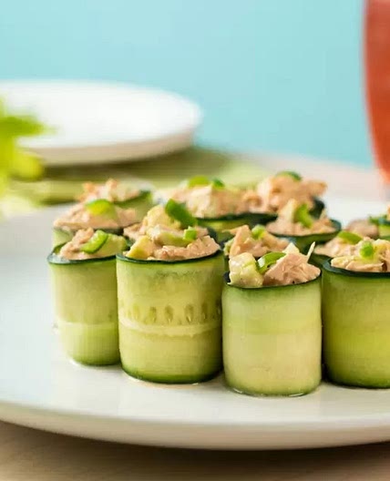 Rollitos de Pepino Rellenos de Ensalada de Atún