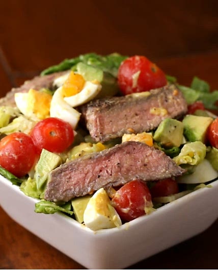 Steak and Avocado salad