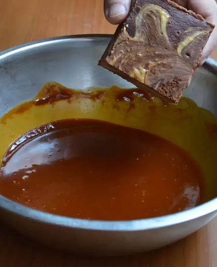 Brownie BBQ Miel Hunts marmoleado con Cheesecake