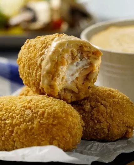 Croquetas de Salmón con Aderezo de 3 Chiles