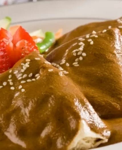 Crepas con Mole