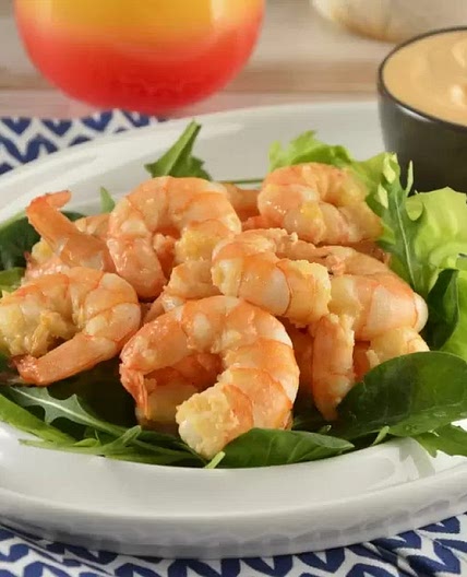 Camarones al Mojo de Ajo con Dip de Habanero