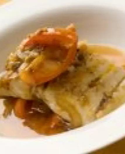 Lubina al Horno con Salsa de Jitomate