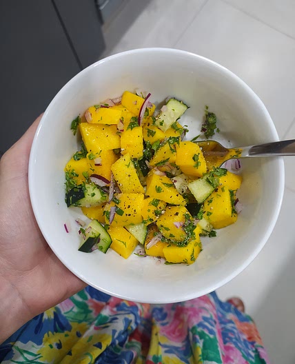 Manuel's Mango Time