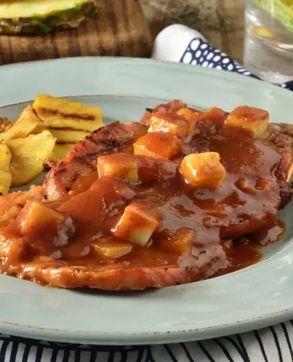 Chuletas de Cerdo al Horno en Salsa de Tomate y Tamarindo