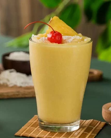 Smoothie de Piña Colada sin Lactosa