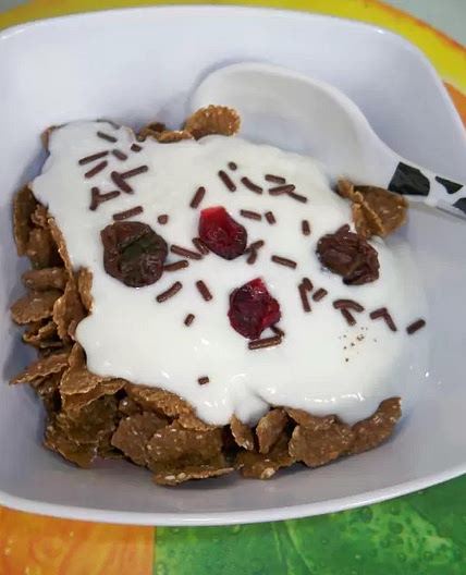 Cereal con Yogurt y Granillo de Chocolate