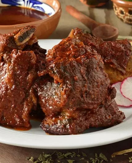 Birria de Res con Chipotle