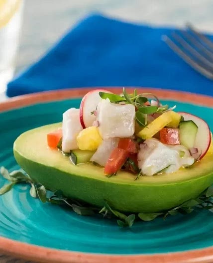 Aguacates Rellenos de Ceviche con Habanero