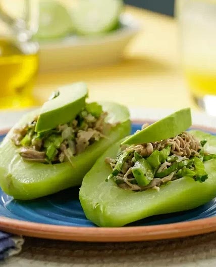 Chayotes Rellenos de Salpicón