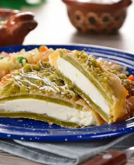 Nopales Rellenos de Queso Panela