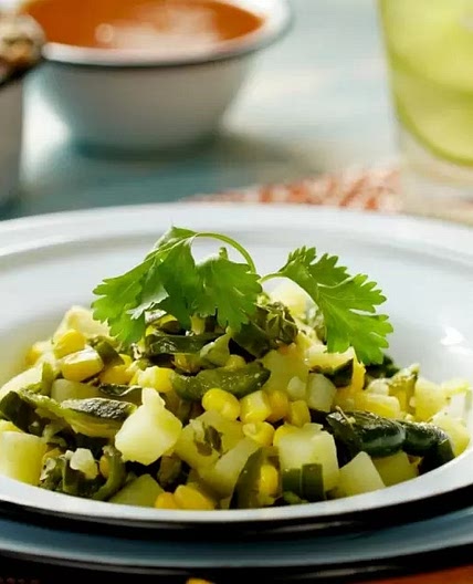 Papas con Rajas