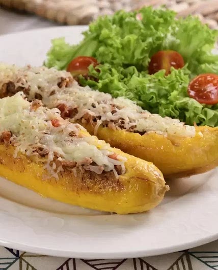 Plátanos Rellenos de Carne