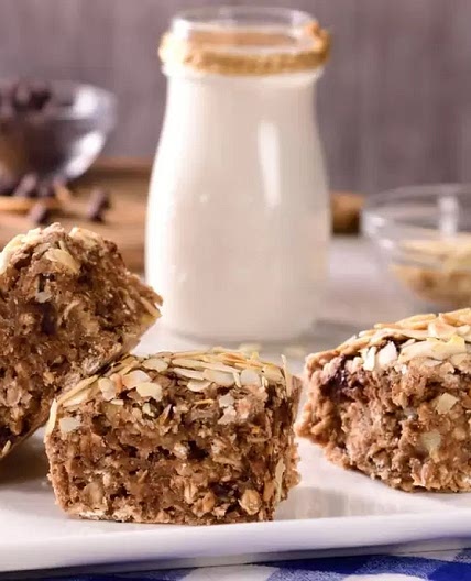 Pan de Plátano con Almendras
