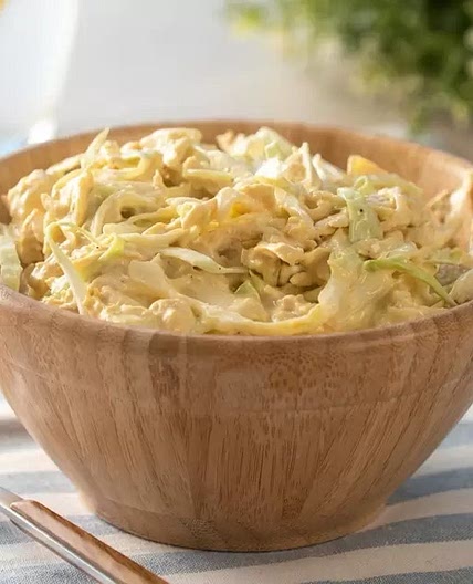 Ensalada de Col y Pollo