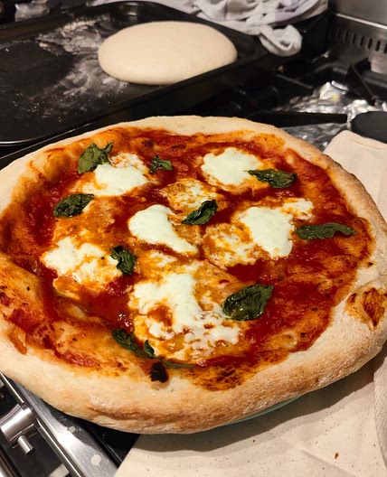 Pizza estilo napolitano