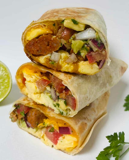 Easy Wrap with Avocado and Scrambled Eggs