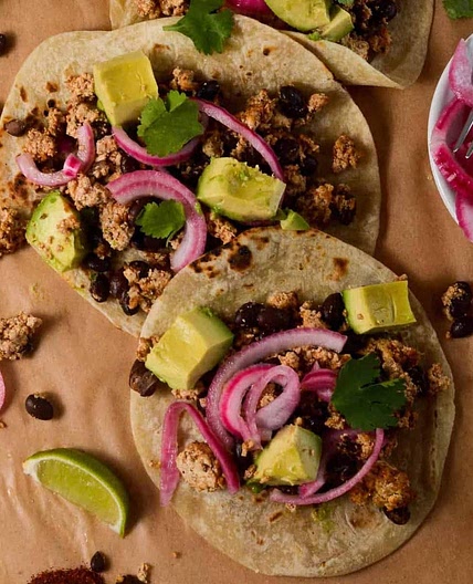 Chipotle Black Bean Tofu Tacos