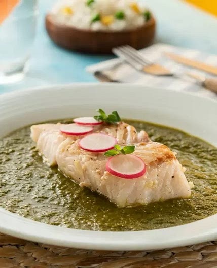 Pescado con Salsa Verde