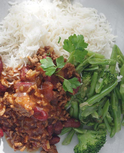 Kidney beans and beef chilli con carne.