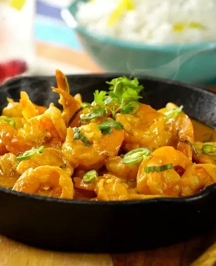 Camarones en Salsa Cremosa de Coco