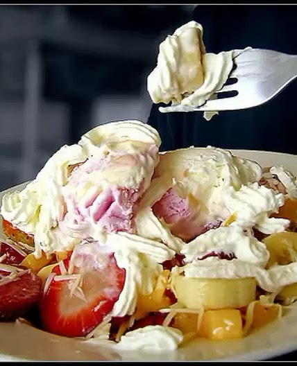 Ensalada de Frutas con Queso