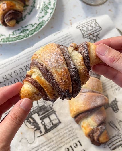 3 ingredient chocolate croissants