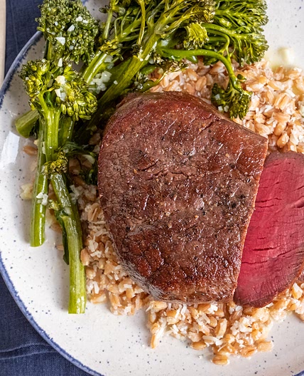 Seared Filet Mignon with Farro and Garlicky Broccoli Rabe