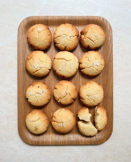 Fluffy Maple Coconut Cookies