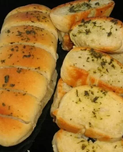 Pan con Ajo