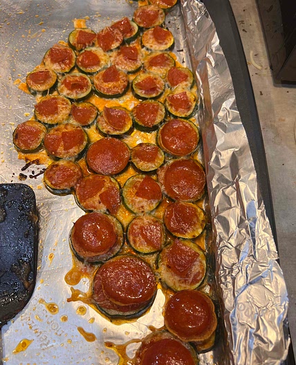 KETO ZUCCHINI PIZZA BITES