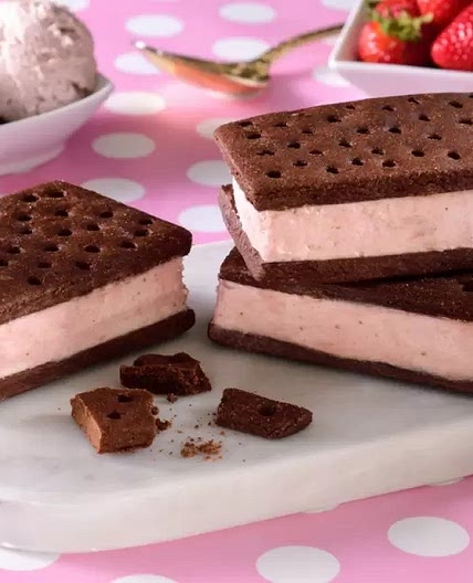 Sándwich de Helado de Fresa