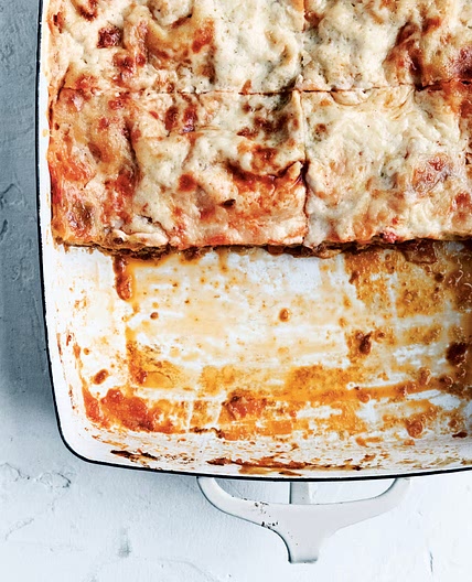 Go to Lasagna with quick tomato sauce